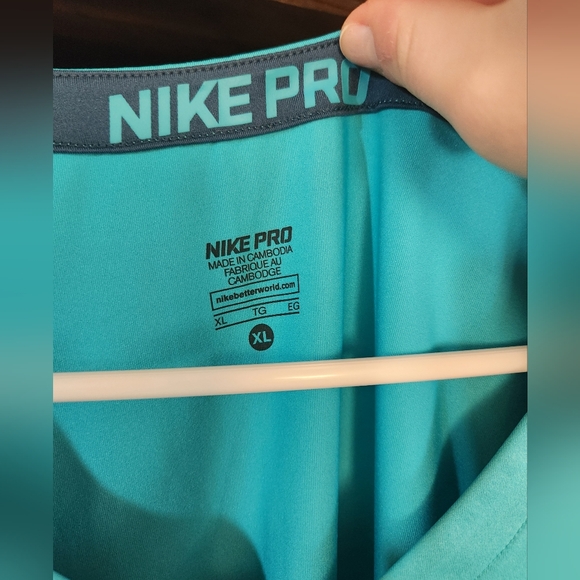 Nike Pro Aqua Long Sleeve Top - Picture 3 of 4